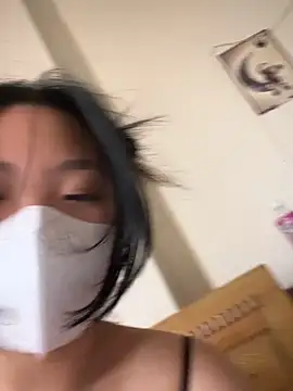 quynhanh08 online show from 04.20.26