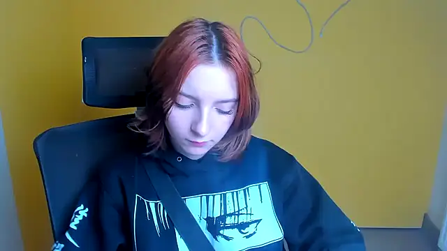 Butterfly Milly online show from 04.25.26