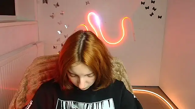 Butterfly Milly online show from 04.28.26