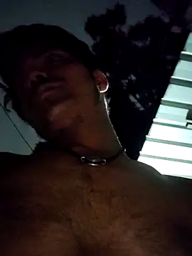 Snapshot of luck00y chatting on 06.16.26 luck00y online show from 06.16.26