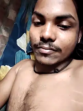 Snapshot of luck00y chatting on 06.18.26 luck00y online show from 06.18.26