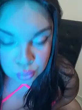 NicoleBBigAss online show from 05.18.26