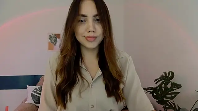 Snapshot of NebulaaHaven chatting on 05.18.26 NebulaaHaven online show from 05.18.26