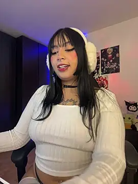 Hinataaa  online show from 03.25.26