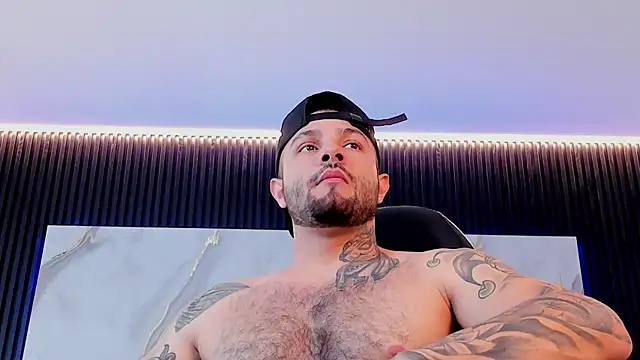 Snapshot of NICK_OWEEN26 chatting on 03.28.26 NICK OWEEN26 online show from 03.28.26