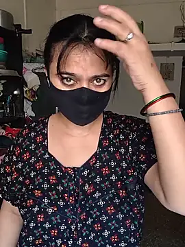 HeartlessGirl online show from 05.17.26