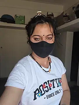 HeartlessGirl online show from 05.20.26