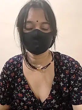 HeartlessGirl online show from 05.25.26
