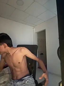 Snapshot of io_skay chatting on 03.25.26 io skay online show from 03.25.26