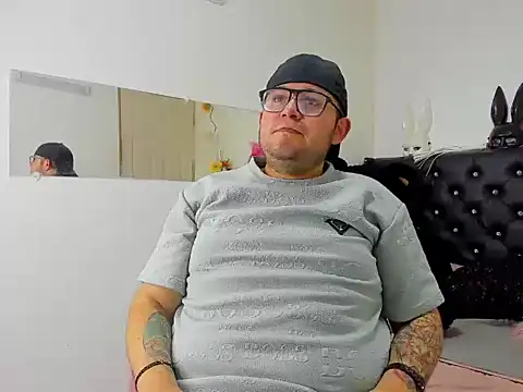 Snapshot of Xavier_Blaze chatting on 03.29.26 Xavier Blaze online show from 03.29.26