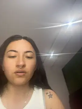 Snapshot of kimberly_peter chatting on 05.06.26 kimberly peter online show from 05.06.26