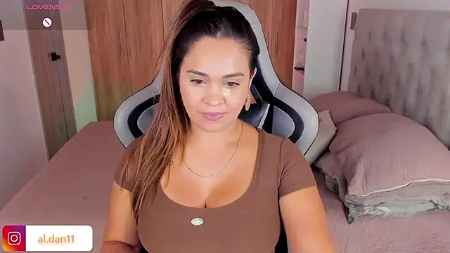 alana dantes  online show from 07.27.26