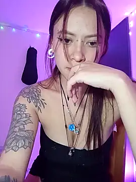 AuroraaMoonn online show from 03.29.26