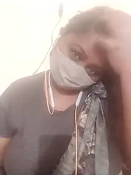Snapshot of Tamil-Dhara chatting on 04.04.26 Tamil-Dhara online show from 04.04.26