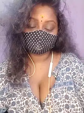 Snapshot of Tamil-Dhara chatting on 04.27.26 Tamil-Dhara online show from 04.27.26
