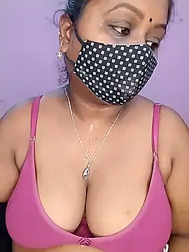 Snapshot of Tamil-Dhara chatting on 04.29.26 Tamil-Dhara online show from 04.29.26