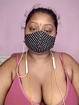 Snapshot of Tamil-Dhara chatting on 06.04.26 Tamil-Dhara online show from 06.04.26