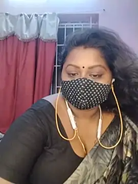 Snapshot of Tamil-Dhara chatting on 06.12.26 Tamil-Dhara online show from 06.12.26