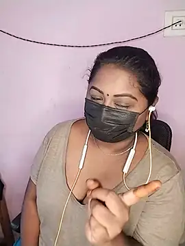 Snapshot of Tamil-Dhara chatting on 08.04.26 Tamil-Dhara online show from 08.04.26