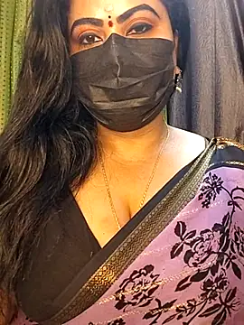 Snapshot of Anushka_flower chatting on 05.17.26 Anushka flower online show from 05.17.26