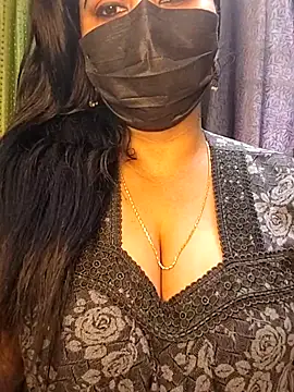 Snapshot of Anushka_flower chatting on 05.19.26 Anushka flower online show from 05.19.26