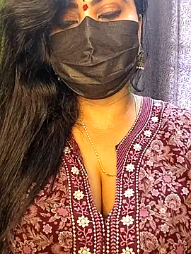 Snapshot of Anushka_flower chatting on 05.22.26 Anushka flower online show from 05.22.26