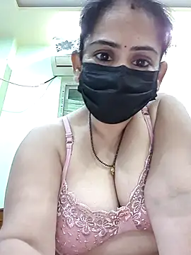 Snapshot of sonalidey5564 chatting on 04.29.26 sonalidey5564 online show from 04.29.26