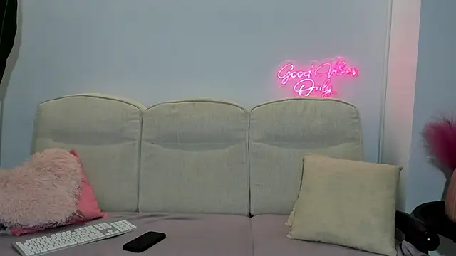 Cassy-Foxy online show from 05.10.26