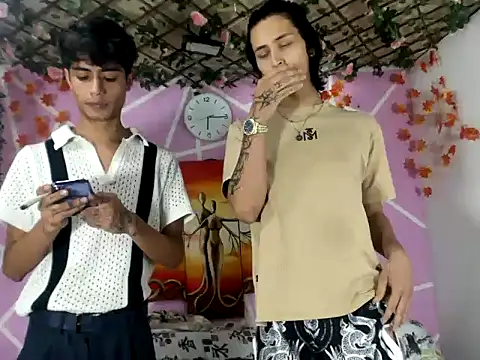 TYLERhHOT2005 online show from 03.27.26