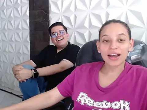 Julia Bliss online show from 05.20.26