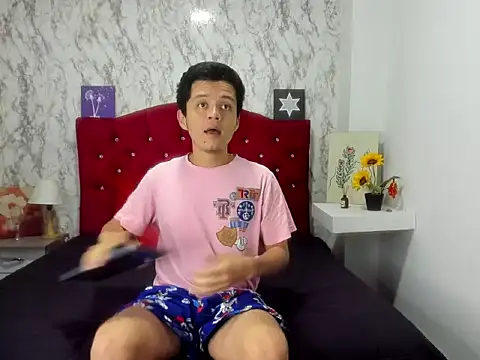 Alejandra and James  online show from 04.21.26