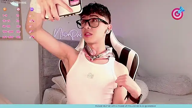 Snapshot of niico_prince chatting on 07.14.26 niico prince online show from 07.14.26