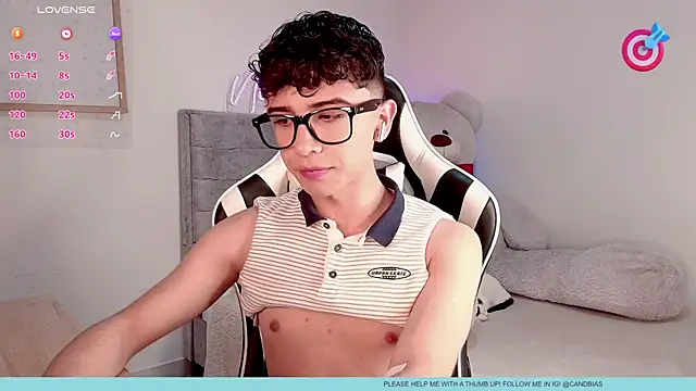 Snapshot of niico_prince chatting on 07.24.26 niico prince online show from 07.24.26