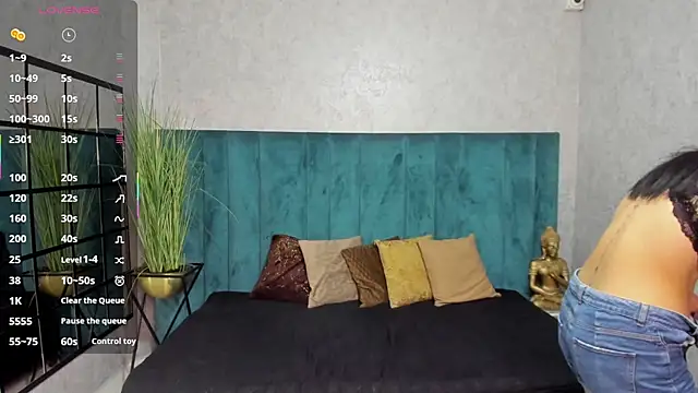 Antoniajblair online show from 04.20.26