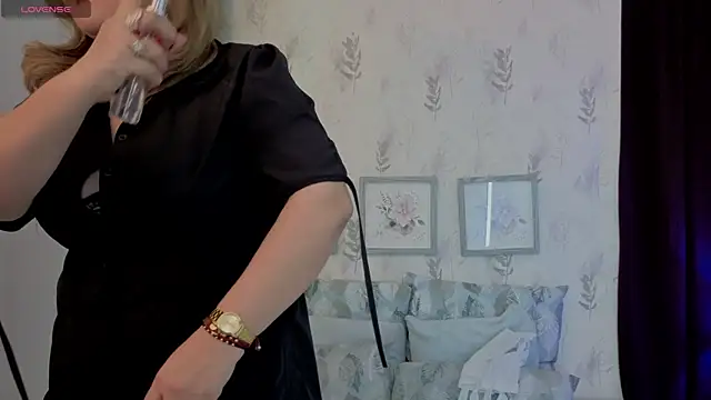 Natashablade   online show from 07.15.26