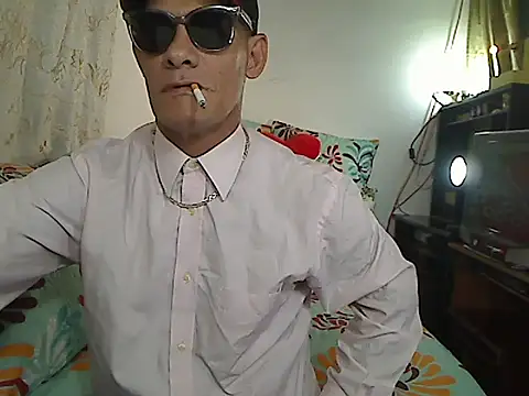 Snapshot of JOKERELGUASON chatting on 03.28.26 JOKERELGUASON online show from 03.28.26