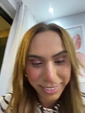 Jullyanaximeness online show from 05.13.26