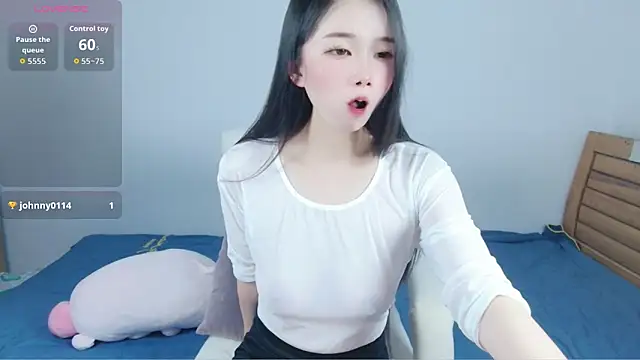 Snapshot of amihuang chatting on 05.23.26 amihuang online show from 05.23.26