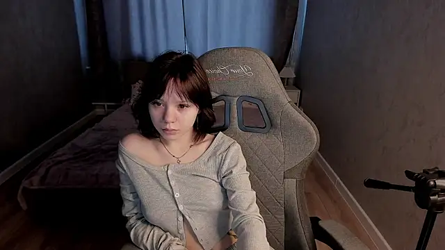 Loly Cuttie online show from 05.28.26