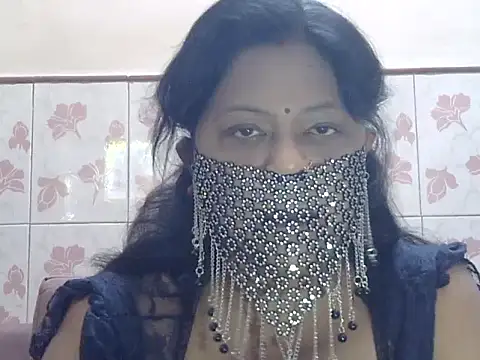 SweetRashii online show from 07.18.26