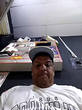 Snapshot of Danielleon12_ chatting on 03.26.26 Danielleon12 online show from 03.26.26