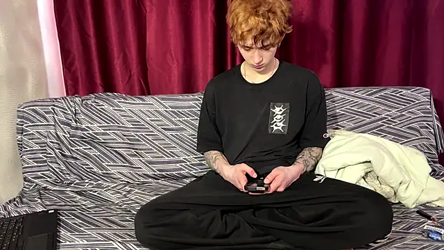 DreamyPair online show from 04.21.26