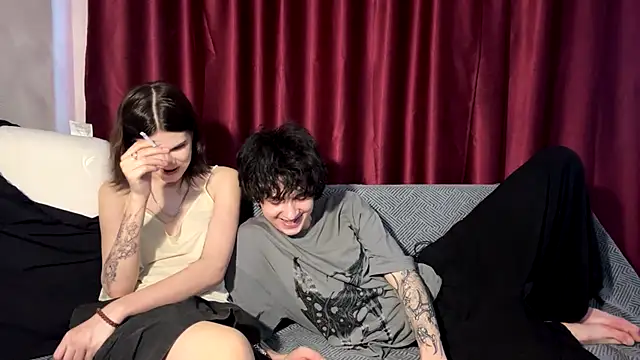 DreamyPair online show from 06.18.26