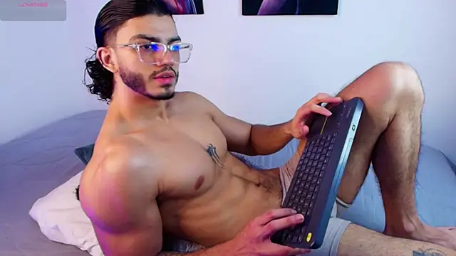 IamAxel03 online show from 06.03.26