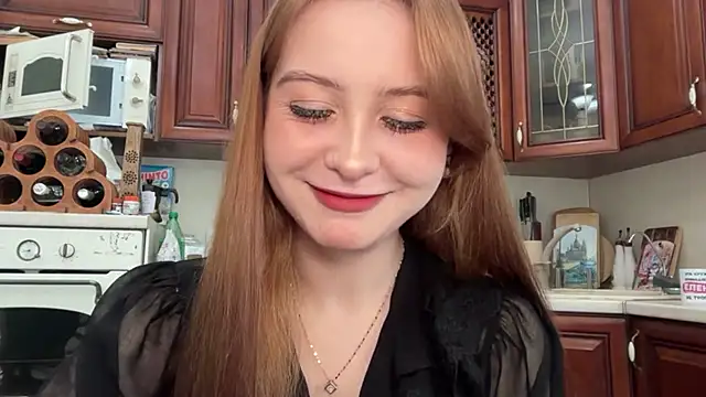 Snapshot of Amy_Bronson chatting on 04.16.26 Amy Bronson online show from 04.16.26
