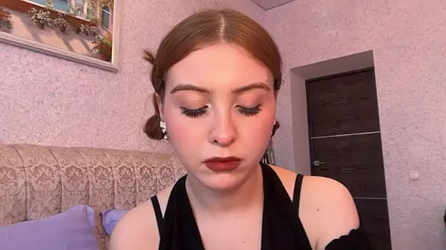 Snapshot of Amy_Bronson chatting on 05.07.26 Amy Bronson online show from 05.07.26