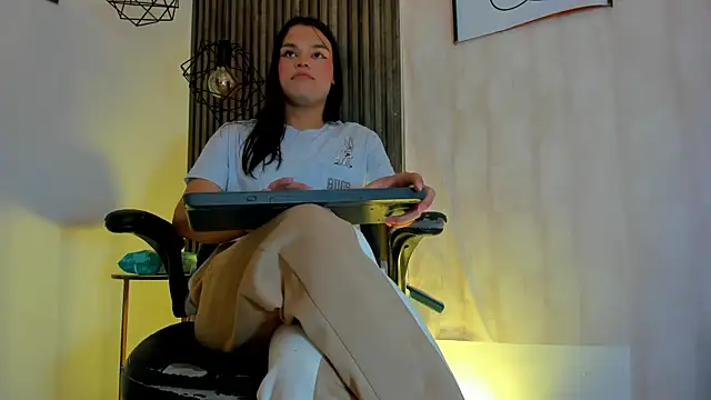 LexyNova  online show from 05.27.26