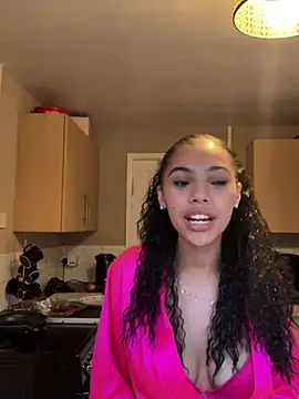 Snapshot of Brattybaee chatting on 04.10.26 Brattybaee online show from 04.10.26