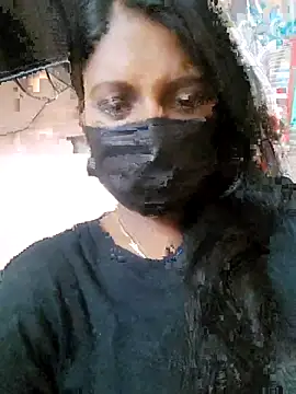 Snapshot of Tamil_Hot_Thara chatting on 04.12.26 Tamil Hot Thara online show from 04.12.26