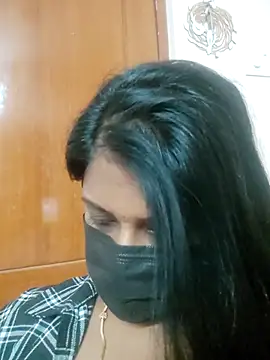 Snapshot of Tamil_Hot_Thara chatting on 04.16.26 Tamil Hot Thara online show from 04.16.26